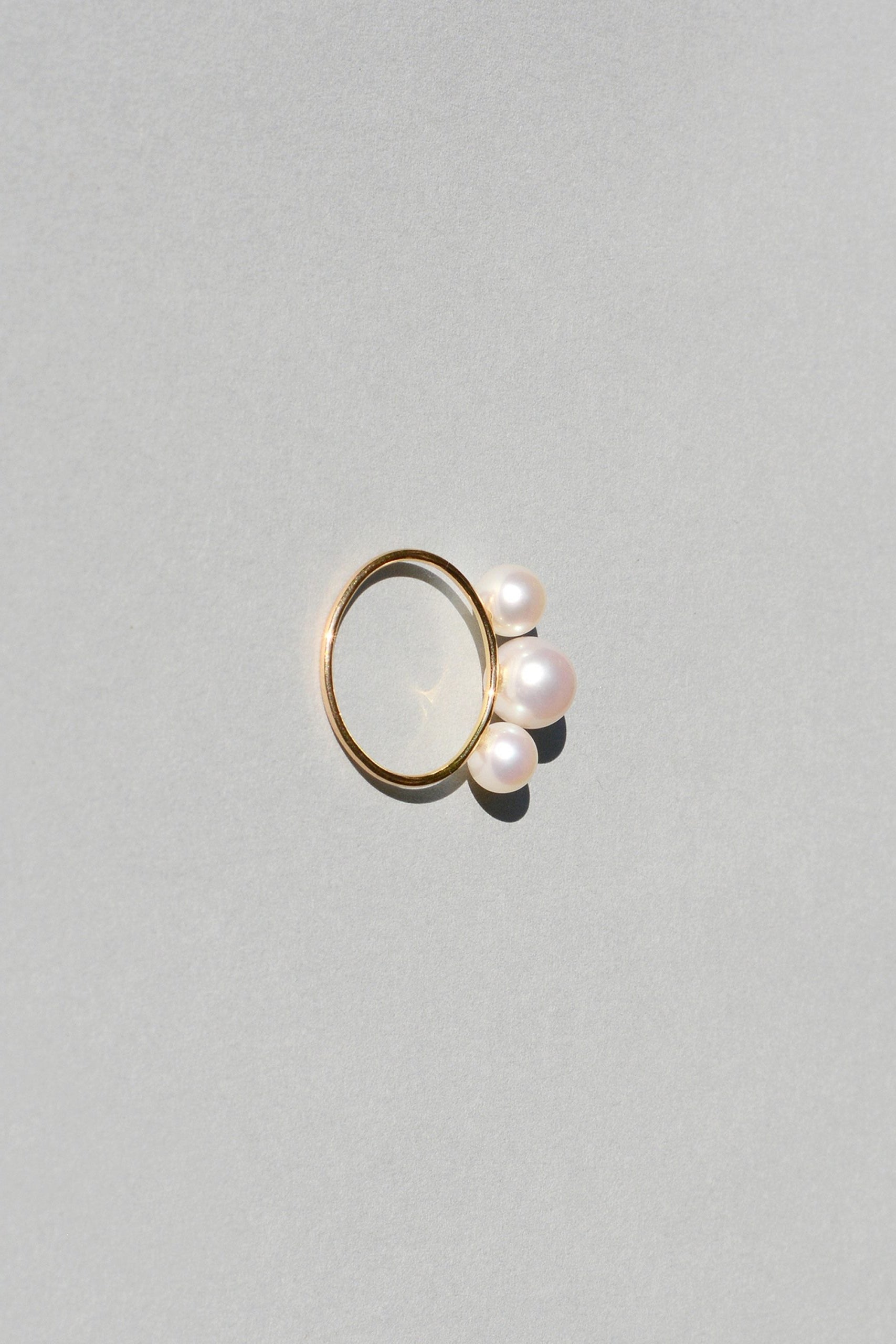 3 PEARL Ring