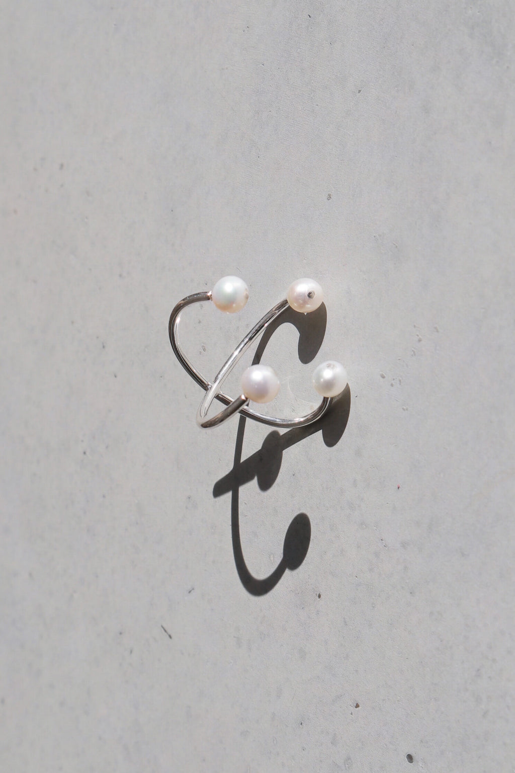 4 PEARL Ring