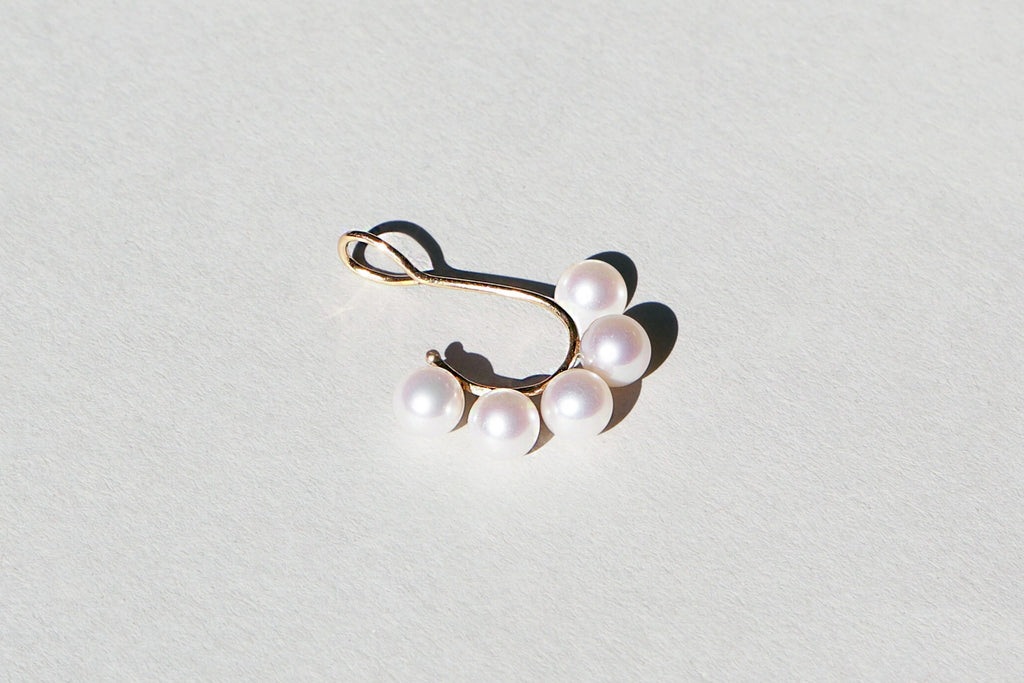 5 PEARL Ear Cuff