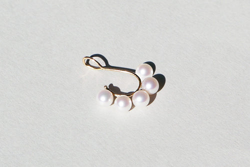 5 PEARL Ear Cuff