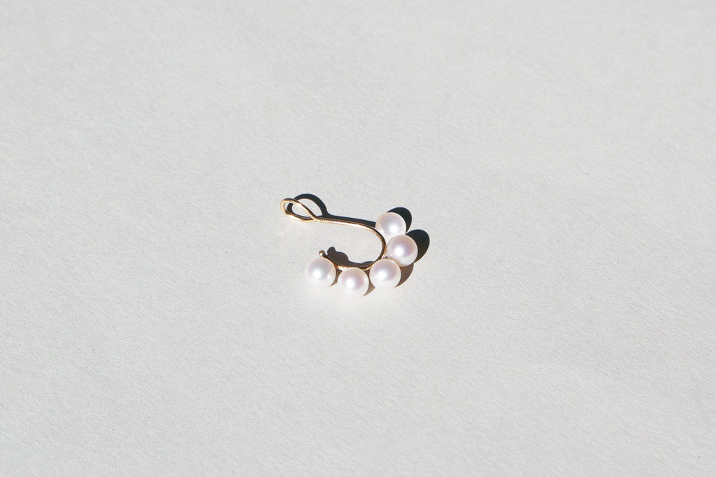 5 PEARL Ear Cuff