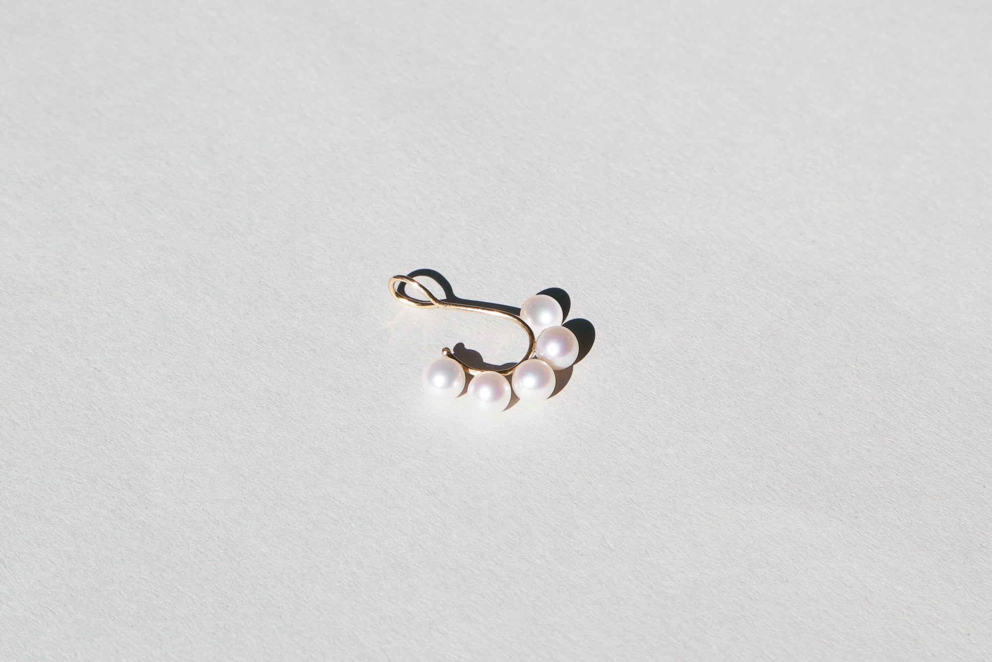 5 PEARL Ear Cuff