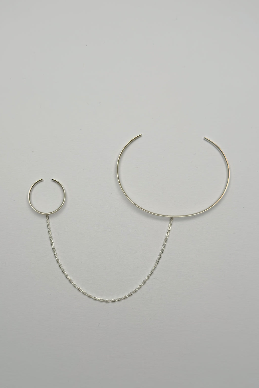 TRACE ring cuffed