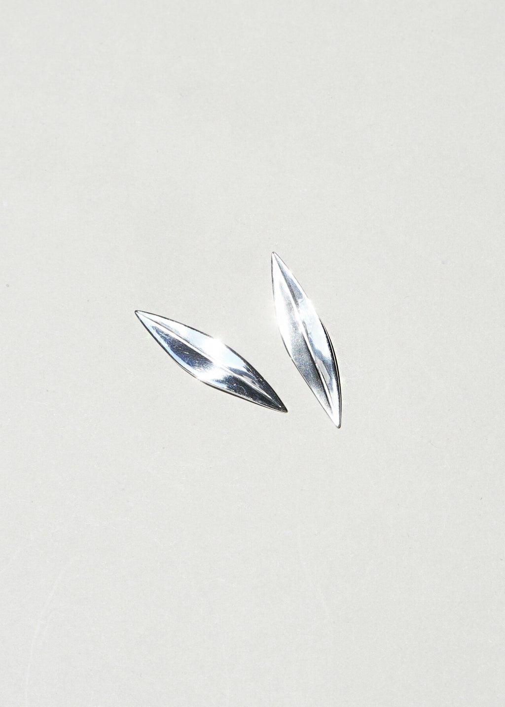 LEAVES Studs