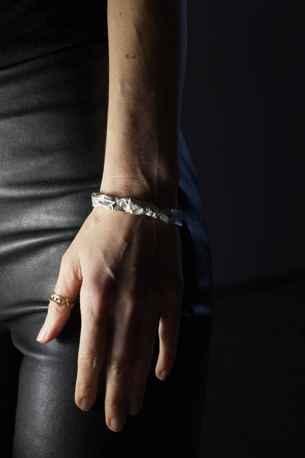 CRUSHED Cuff