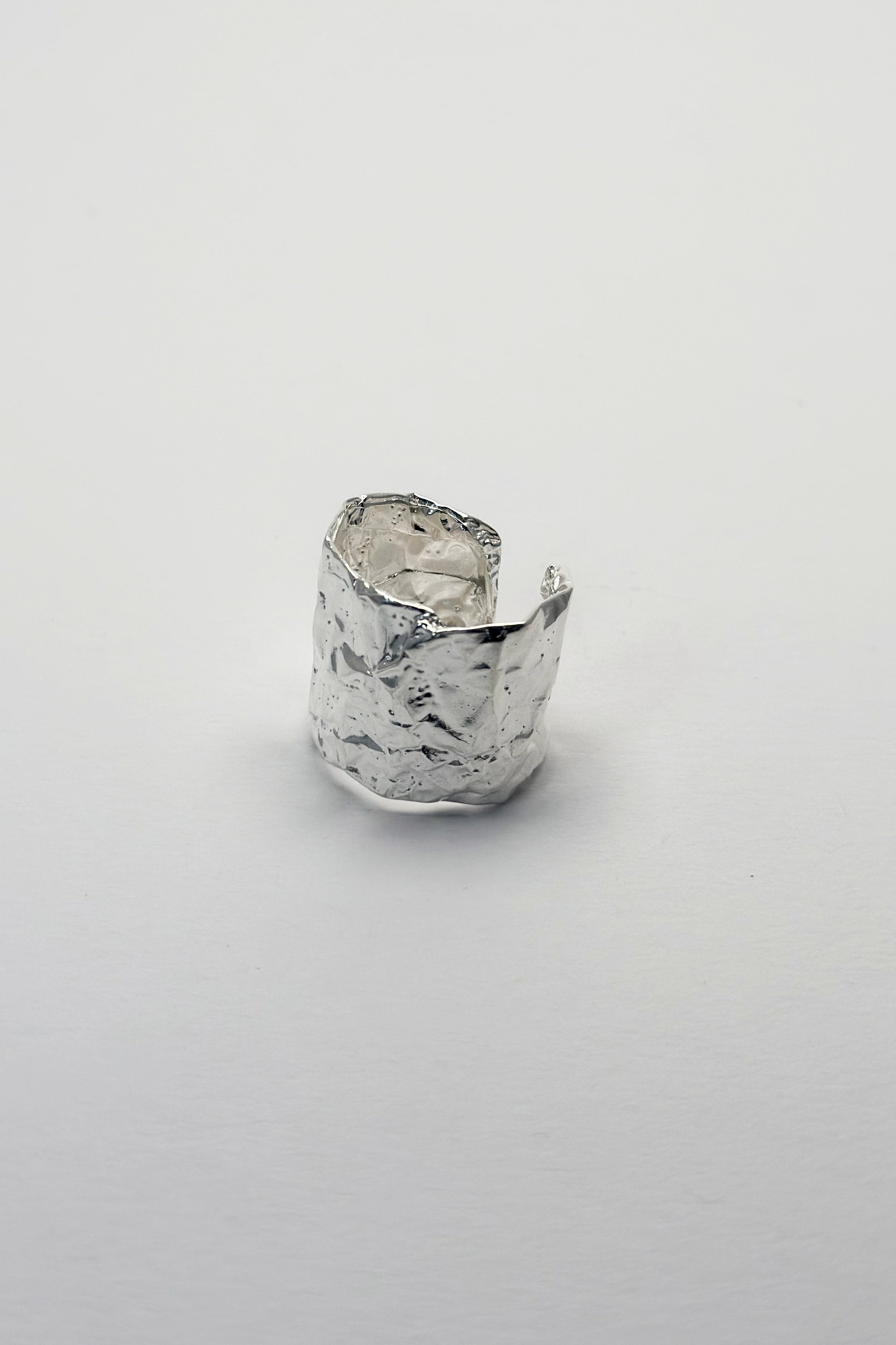 CRUSHED Stripe Ring