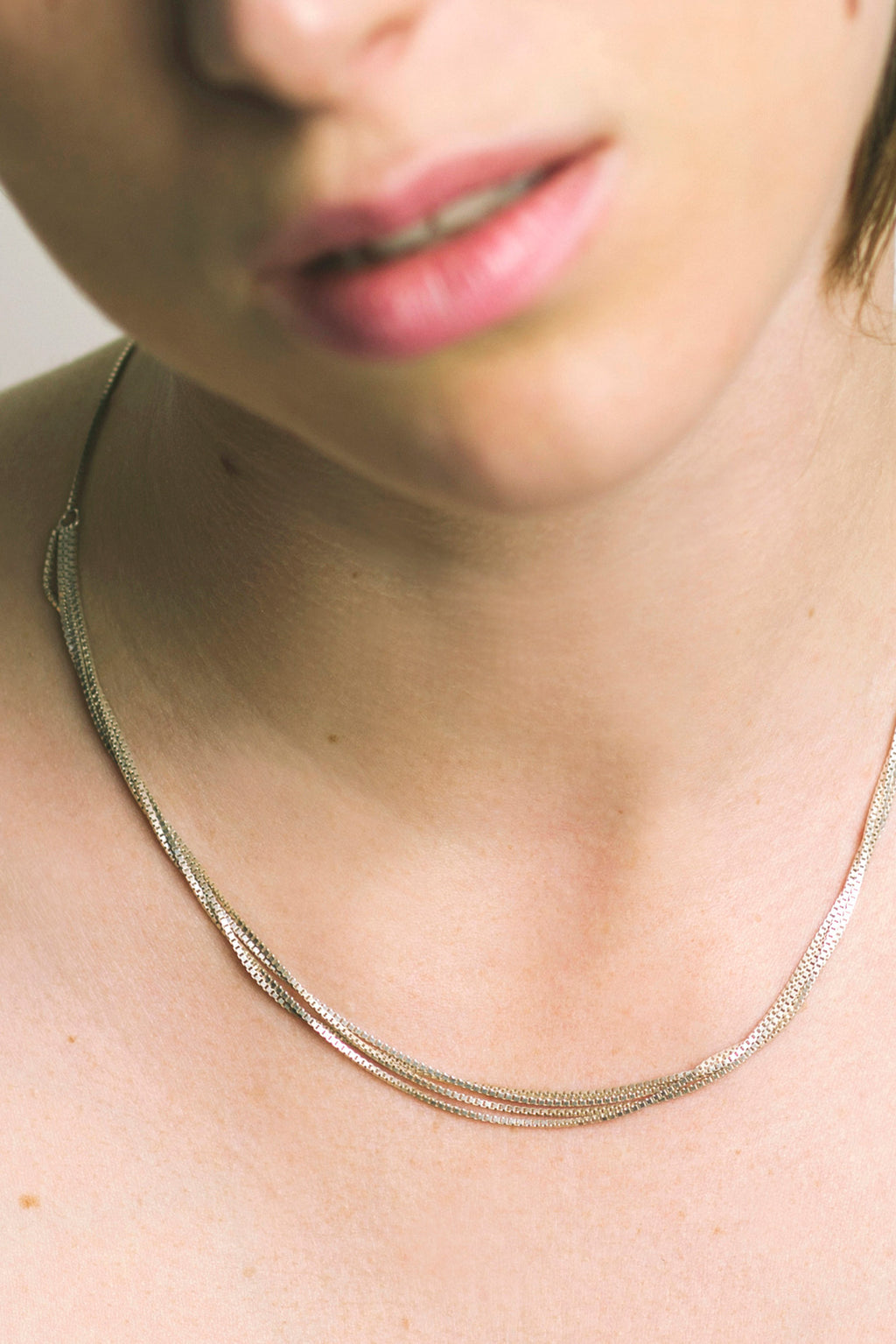 FINE 4Line Necklace