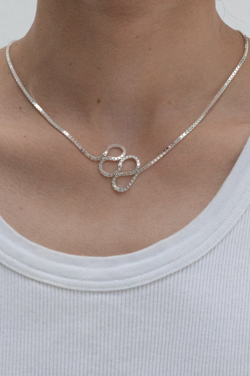 Short Looping Necklace