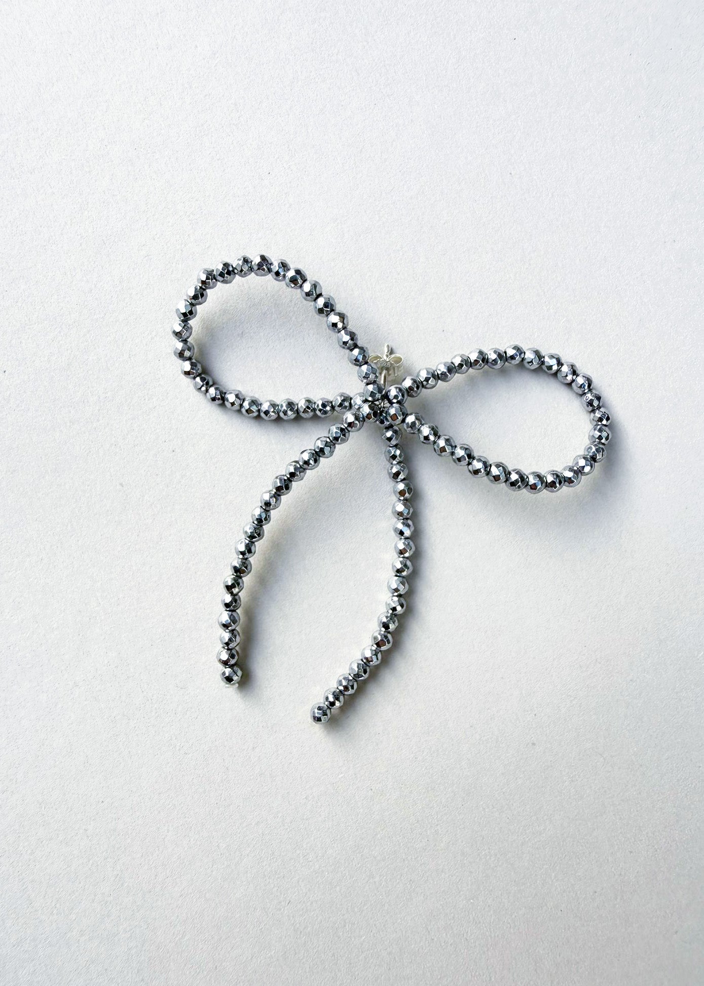 SPARKLING Bow Stud