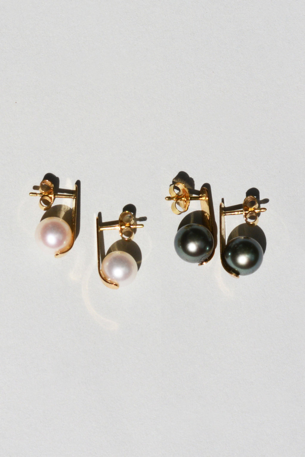 STRIPE PEARL Studs