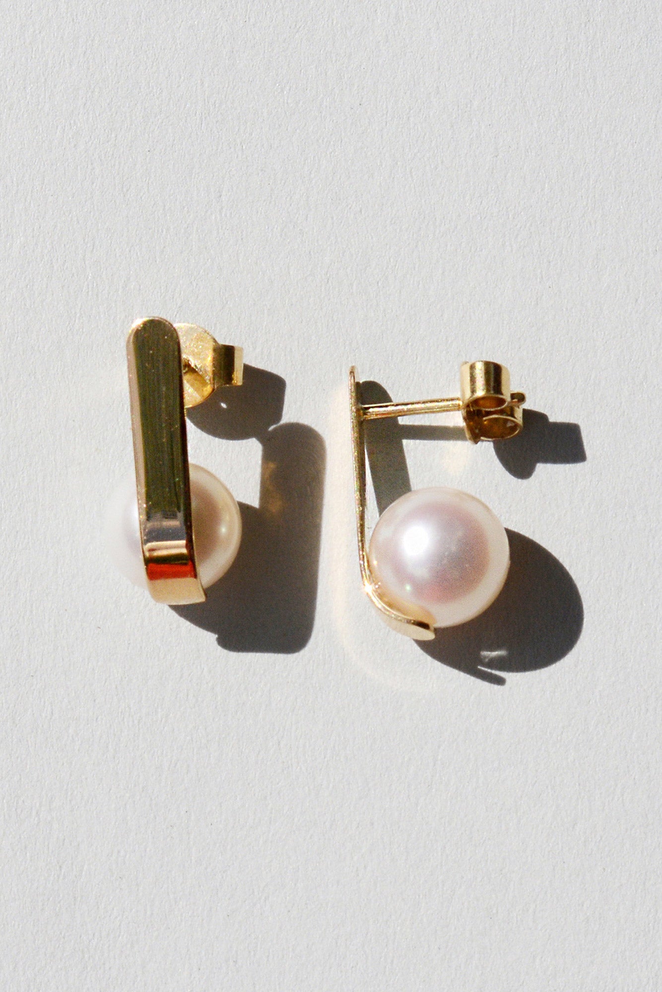 STRIPE PEARL Studs