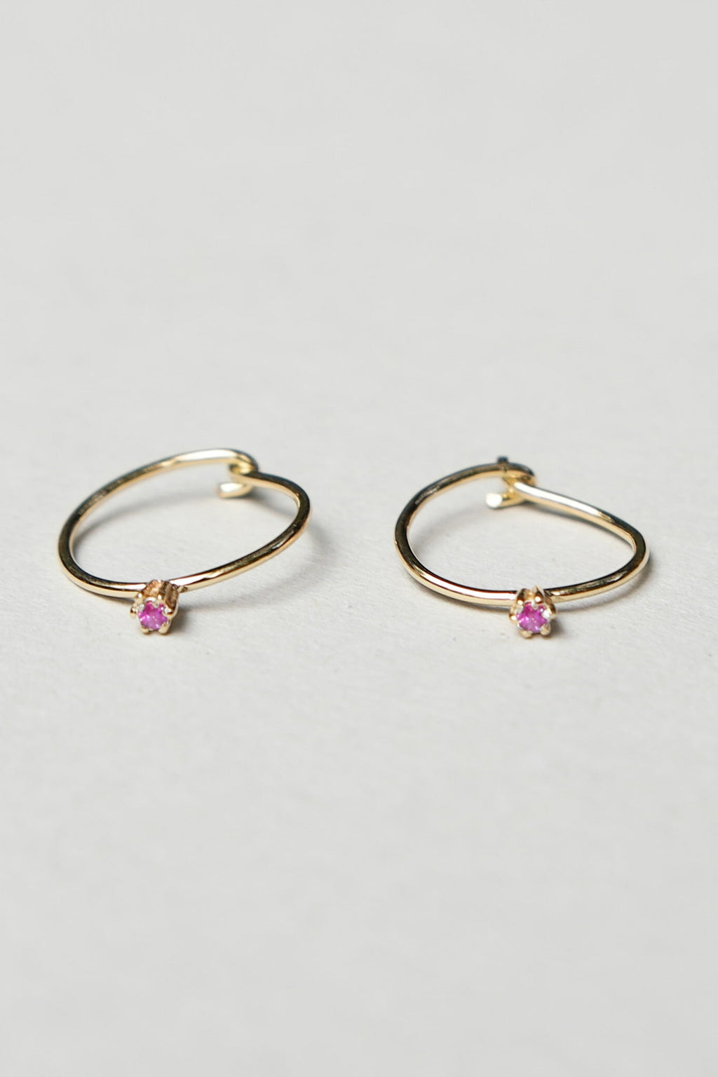 Mini WIRE Solitaire Hoops