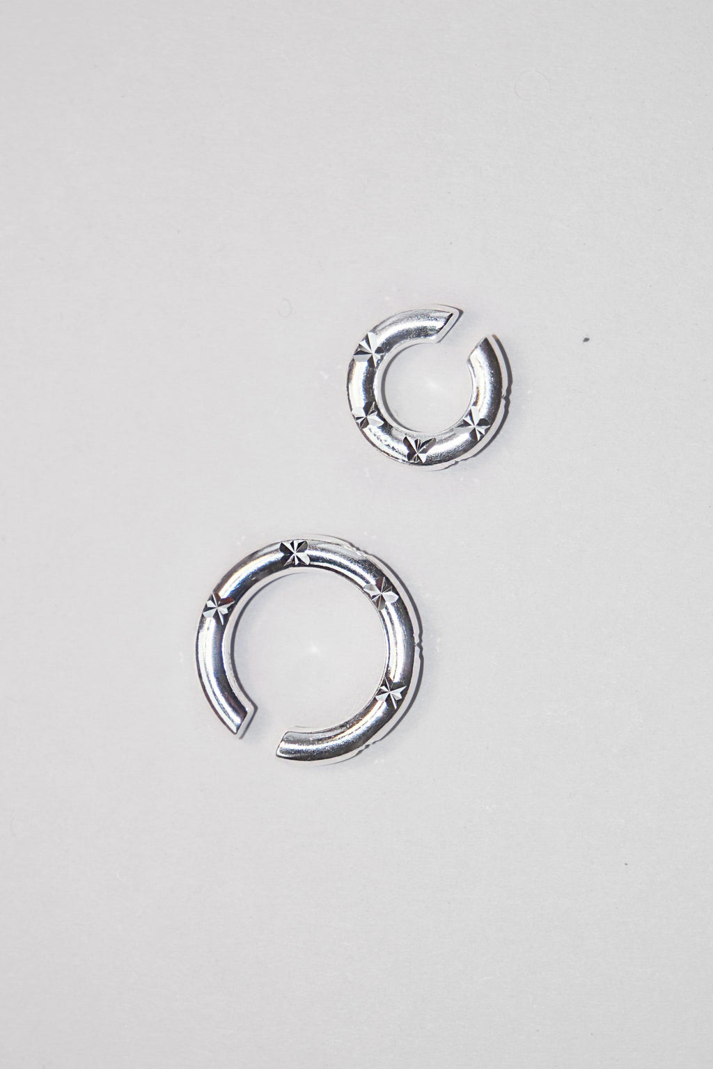 BOLD STAR Ear Cuff No3