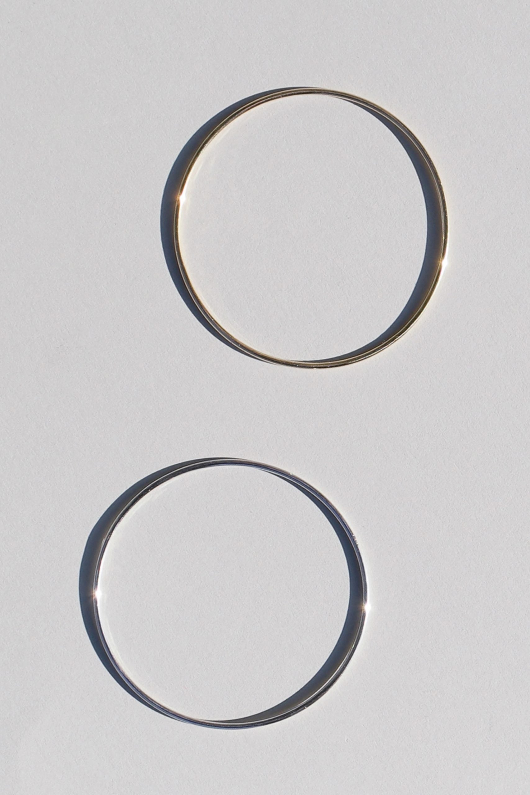 WIRE BOLD Bangle