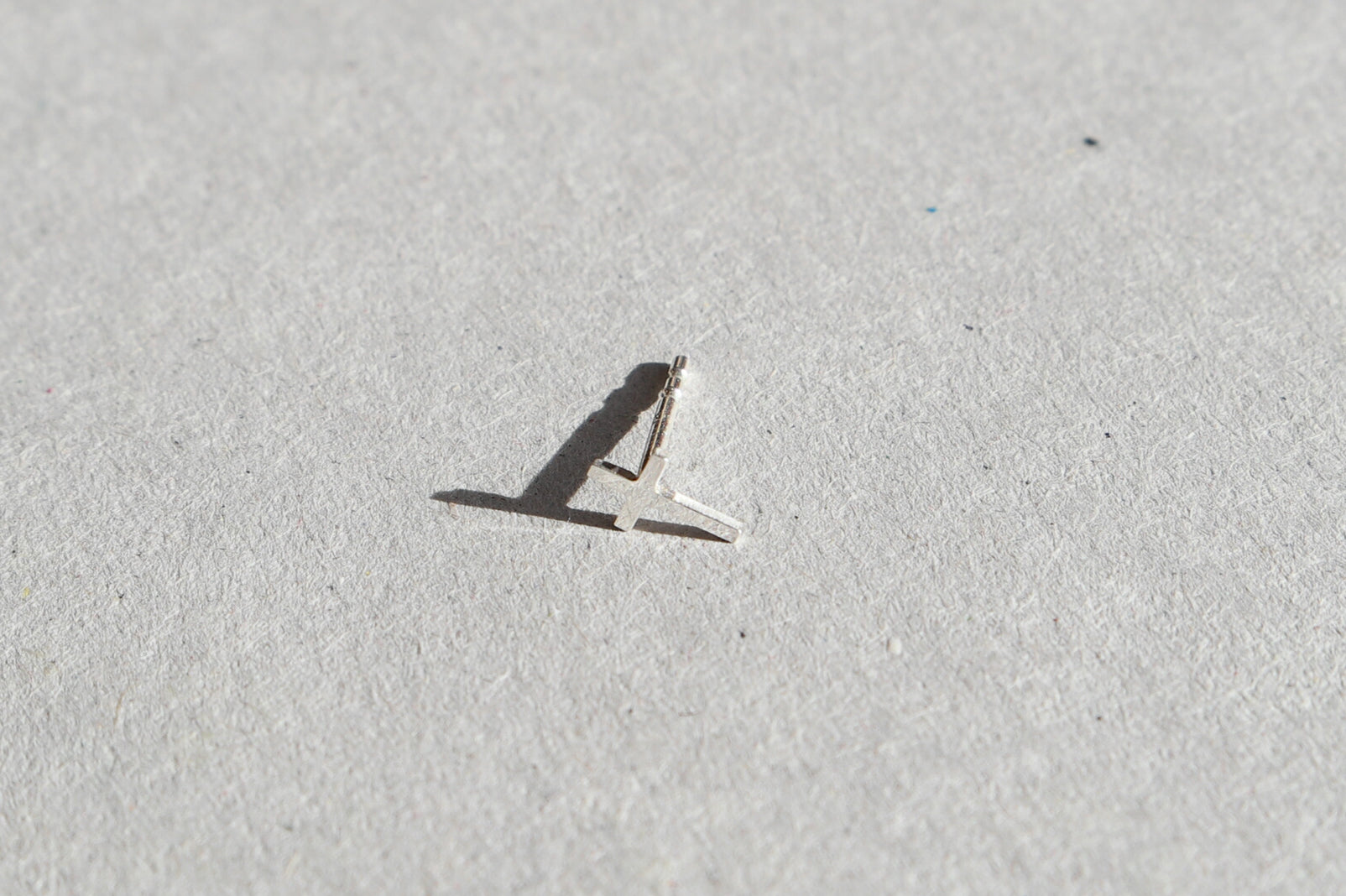 CROSS stud