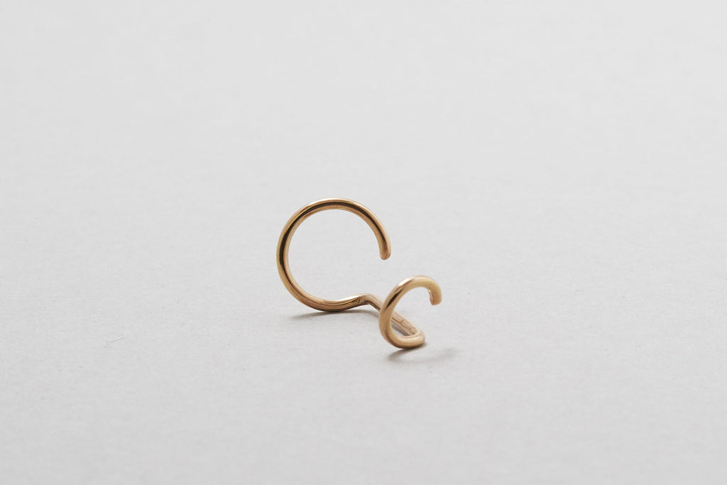 Double WIRE BOLD Ear Cuff Up