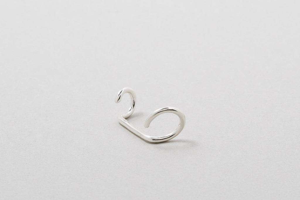 Double WIRE BOLD Ear Cuff Up