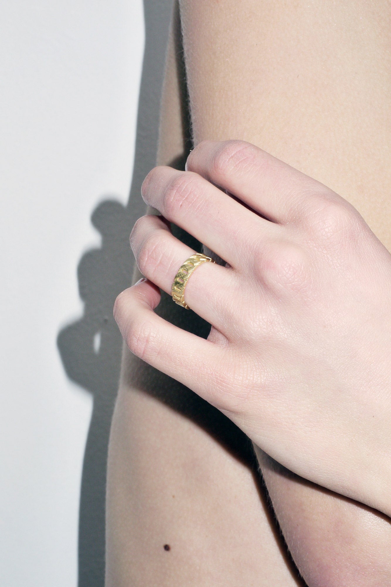 Gold GRAND Ring – Saskia Diez