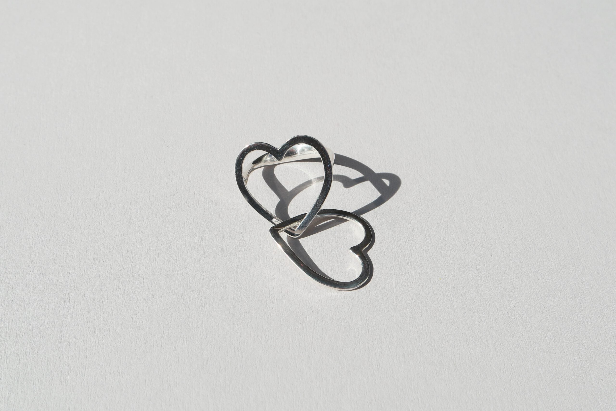 LINKED HEARTS Ring