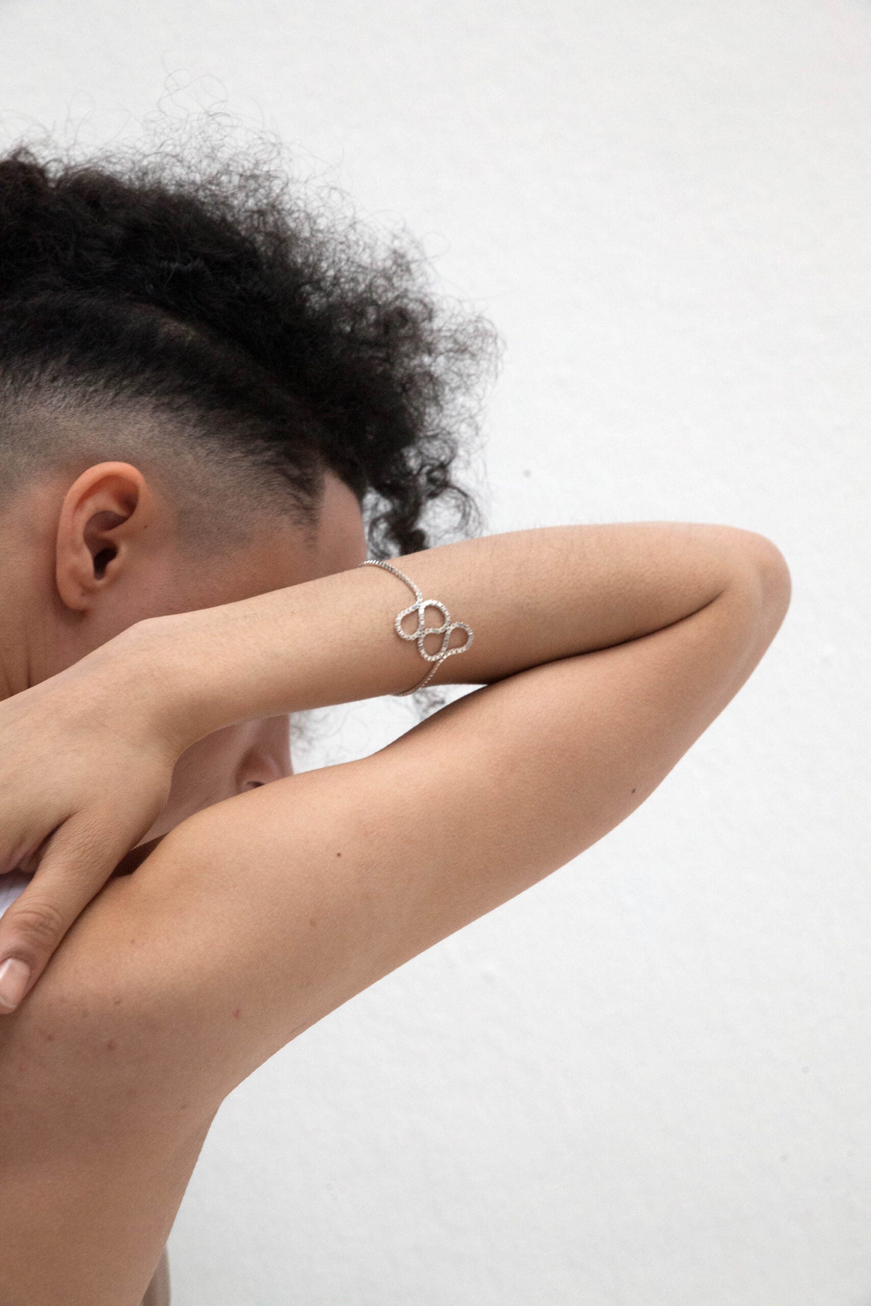 LOOPING Bracelet