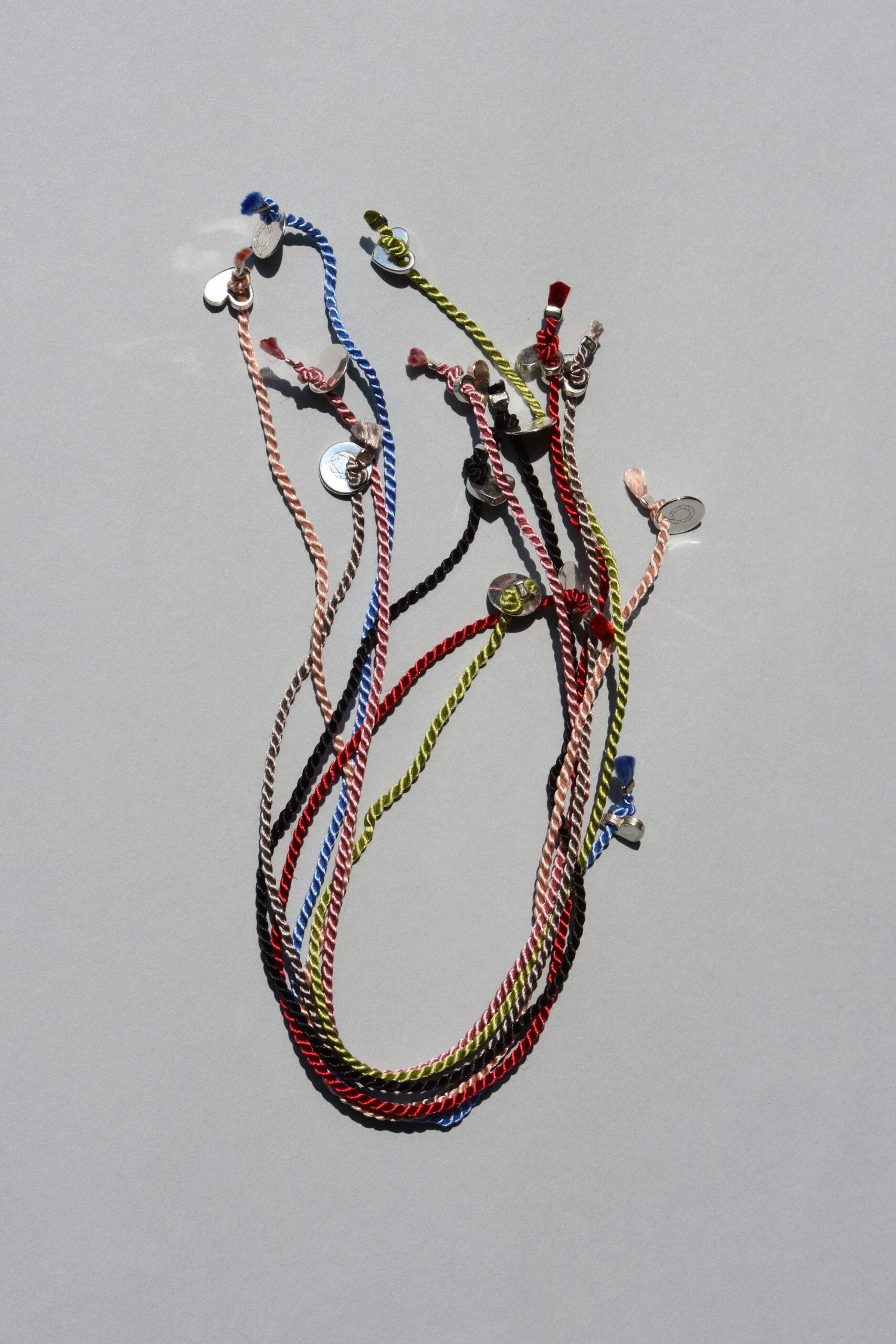 HAND – Saskia Diez