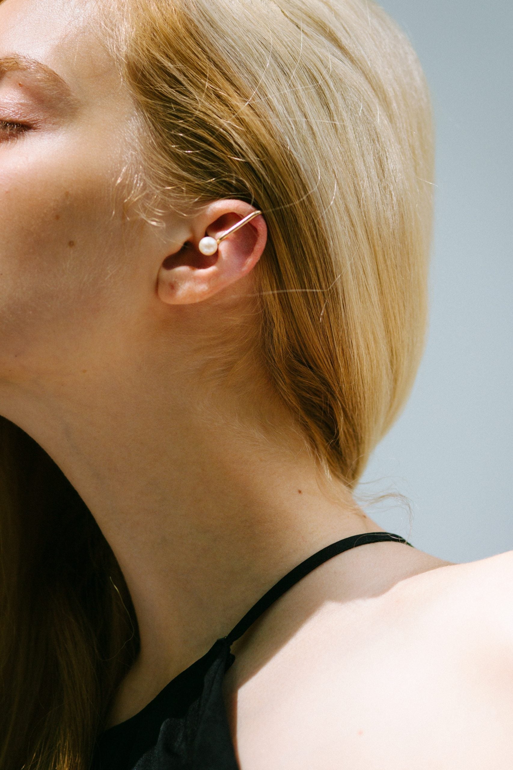 Mono PEARL Ear Cuff