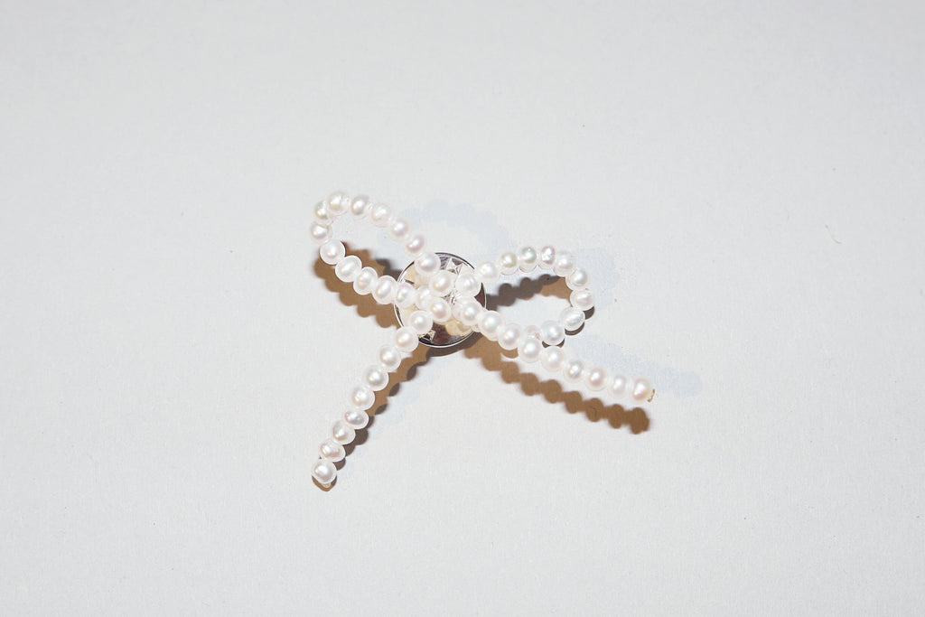 PEARL Bow Brooch