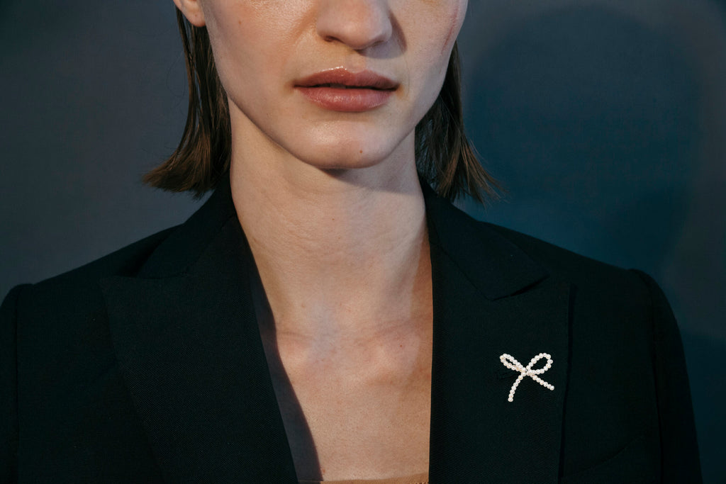 PEARL Bow Brooch