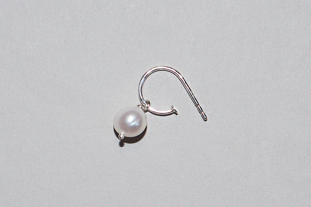 PEARL Earring