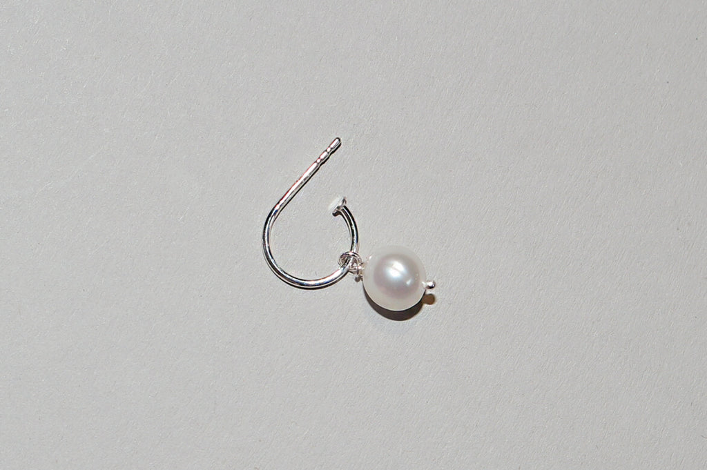 PEARL Earring