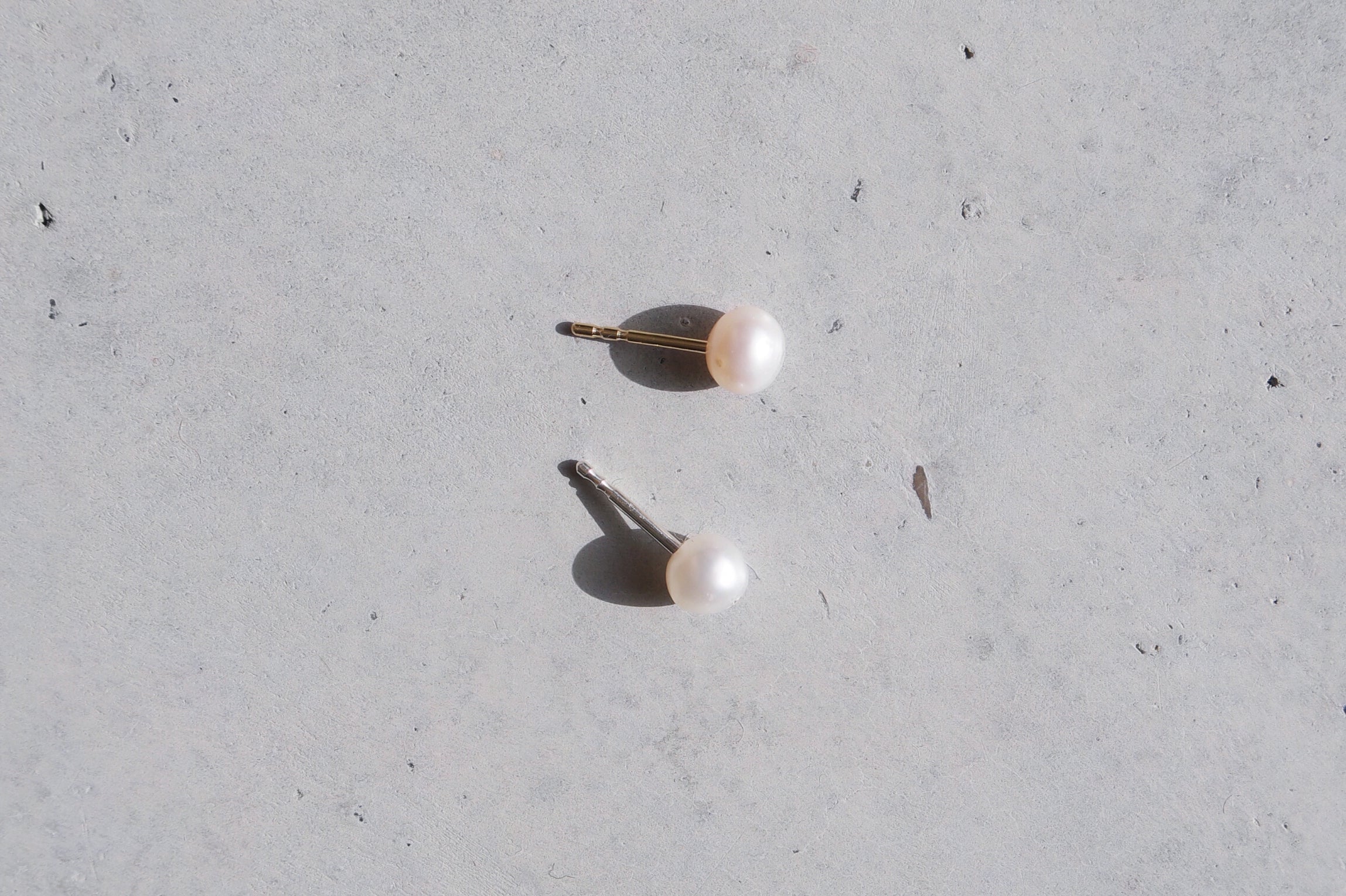 Pearl earstud