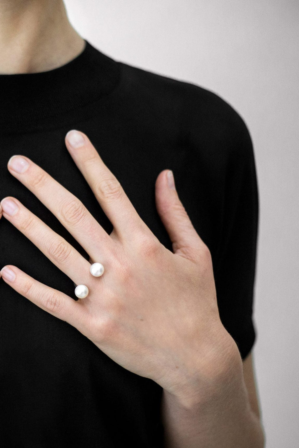 PEARL Sling Ring