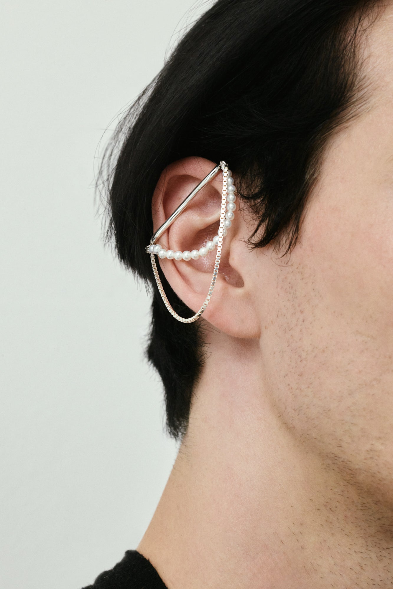 REBL x DIEZ Pearl Chained Ear Cuff
