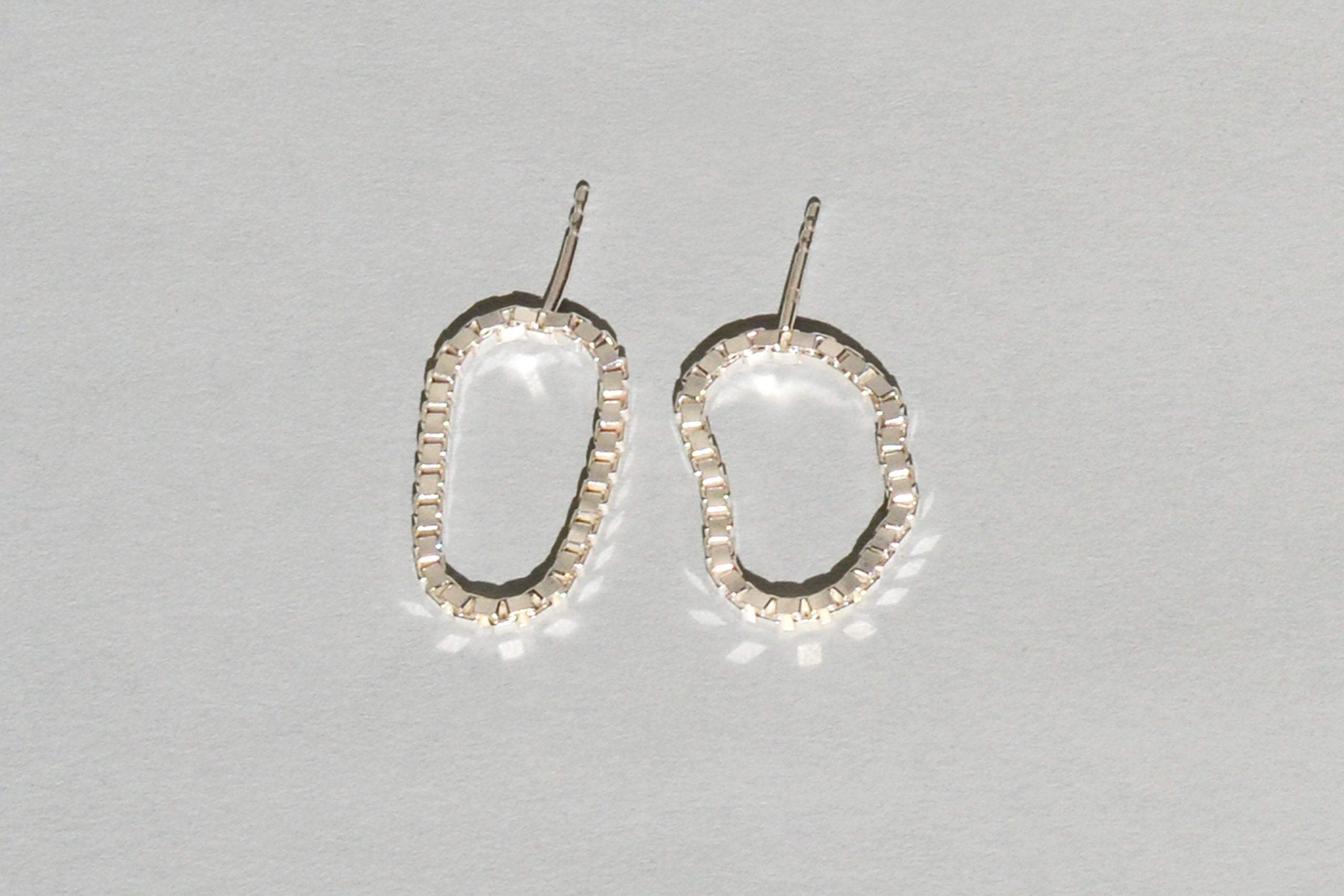 Short LOOP Earrings