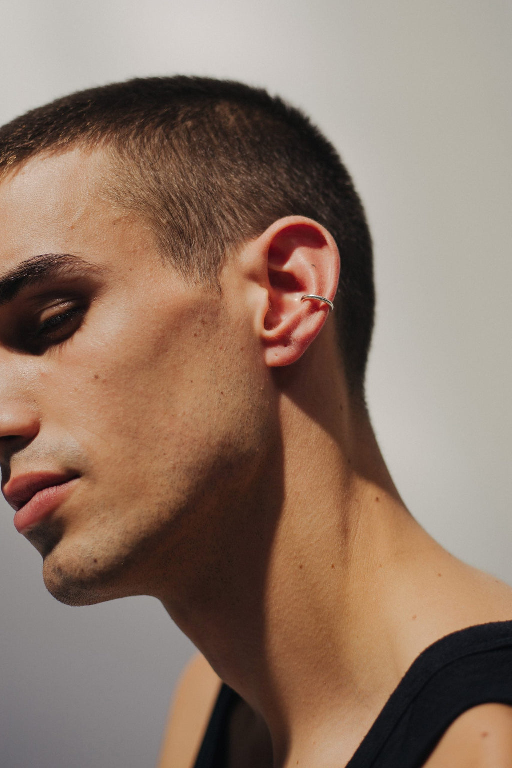 WIRE BOLD Ear Cuff