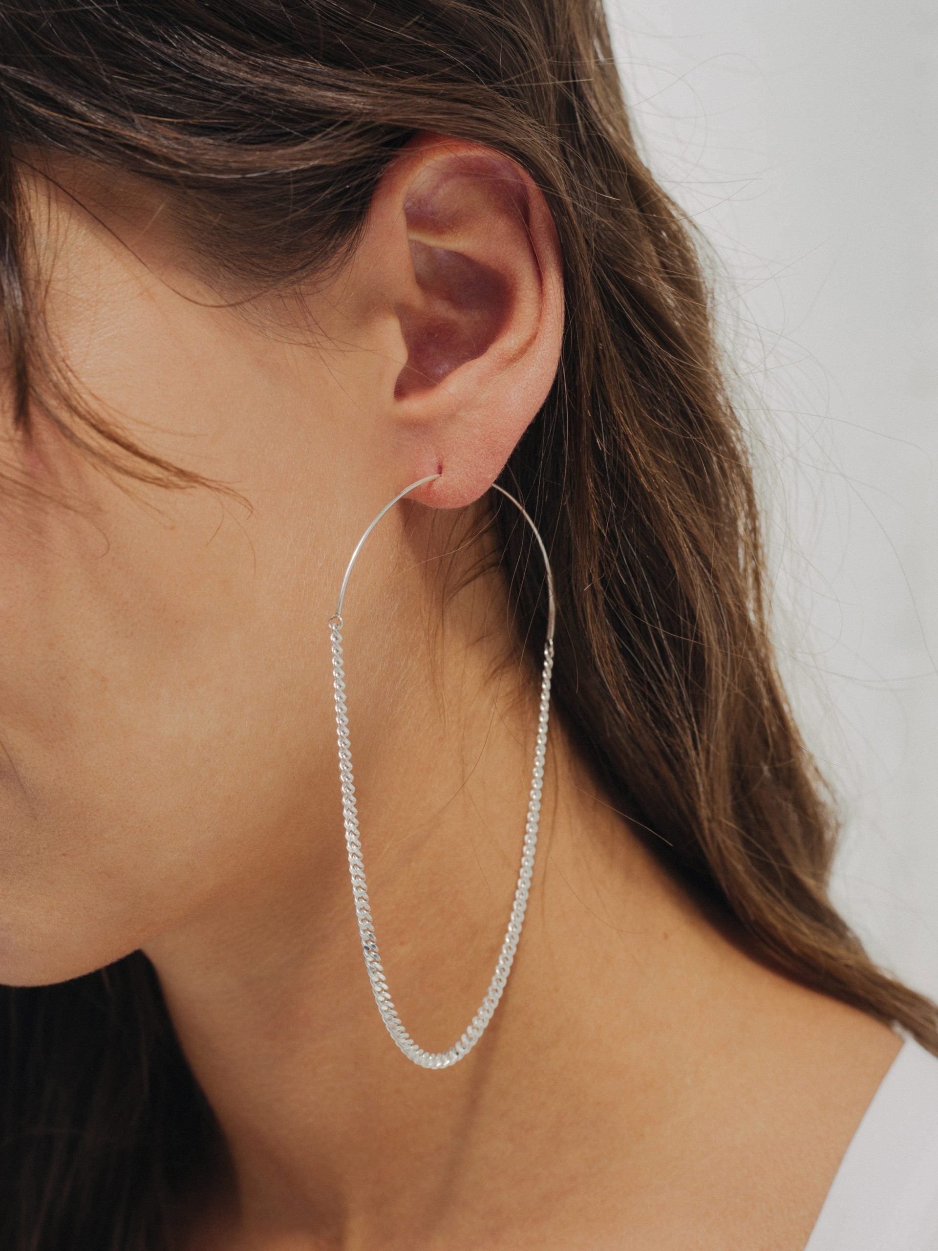 GRAND Chained Hoop