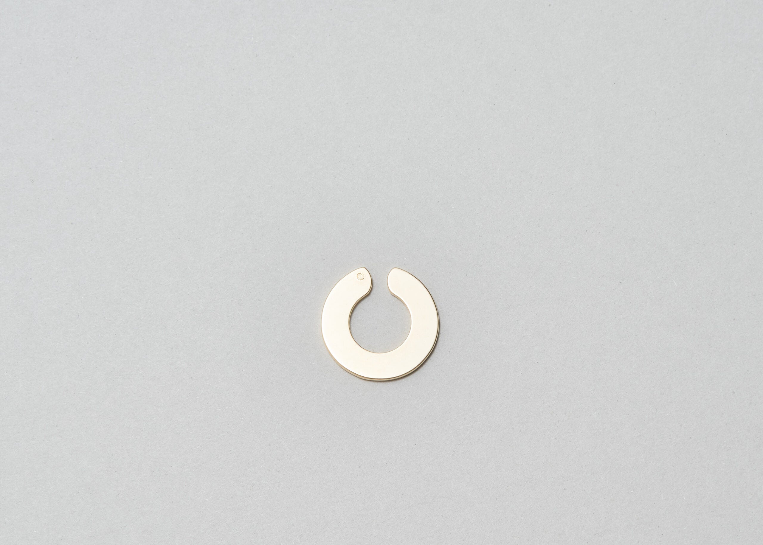 Small DISC Ear Cuff