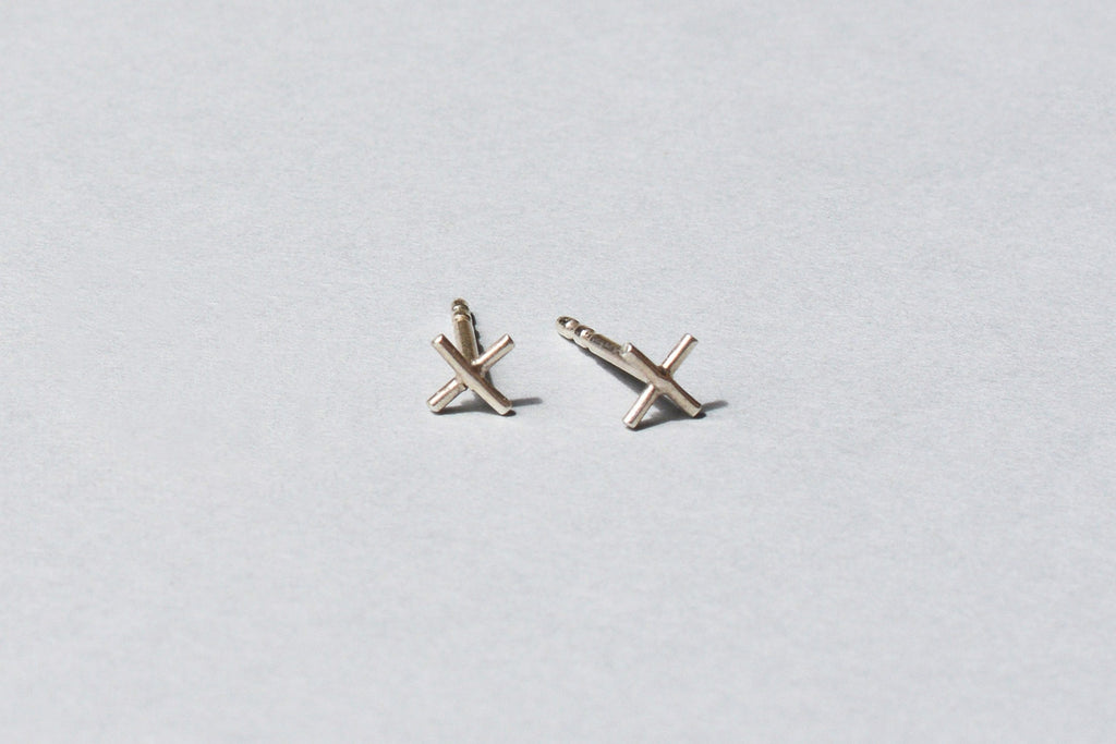 WIRE cross small