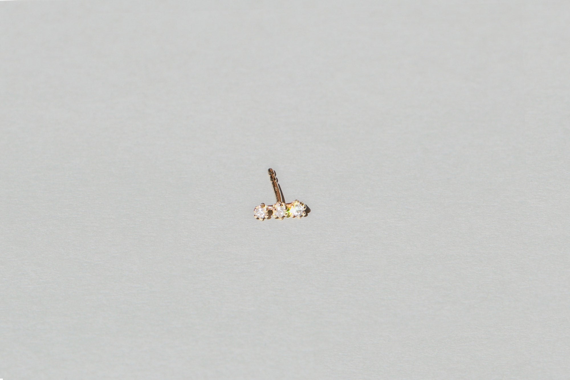 WIRE Trio diamond stud