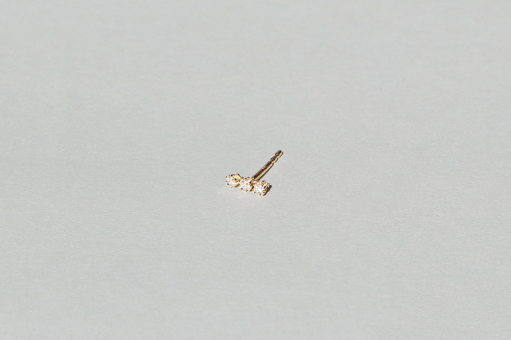 WIRE Trio diamond stud